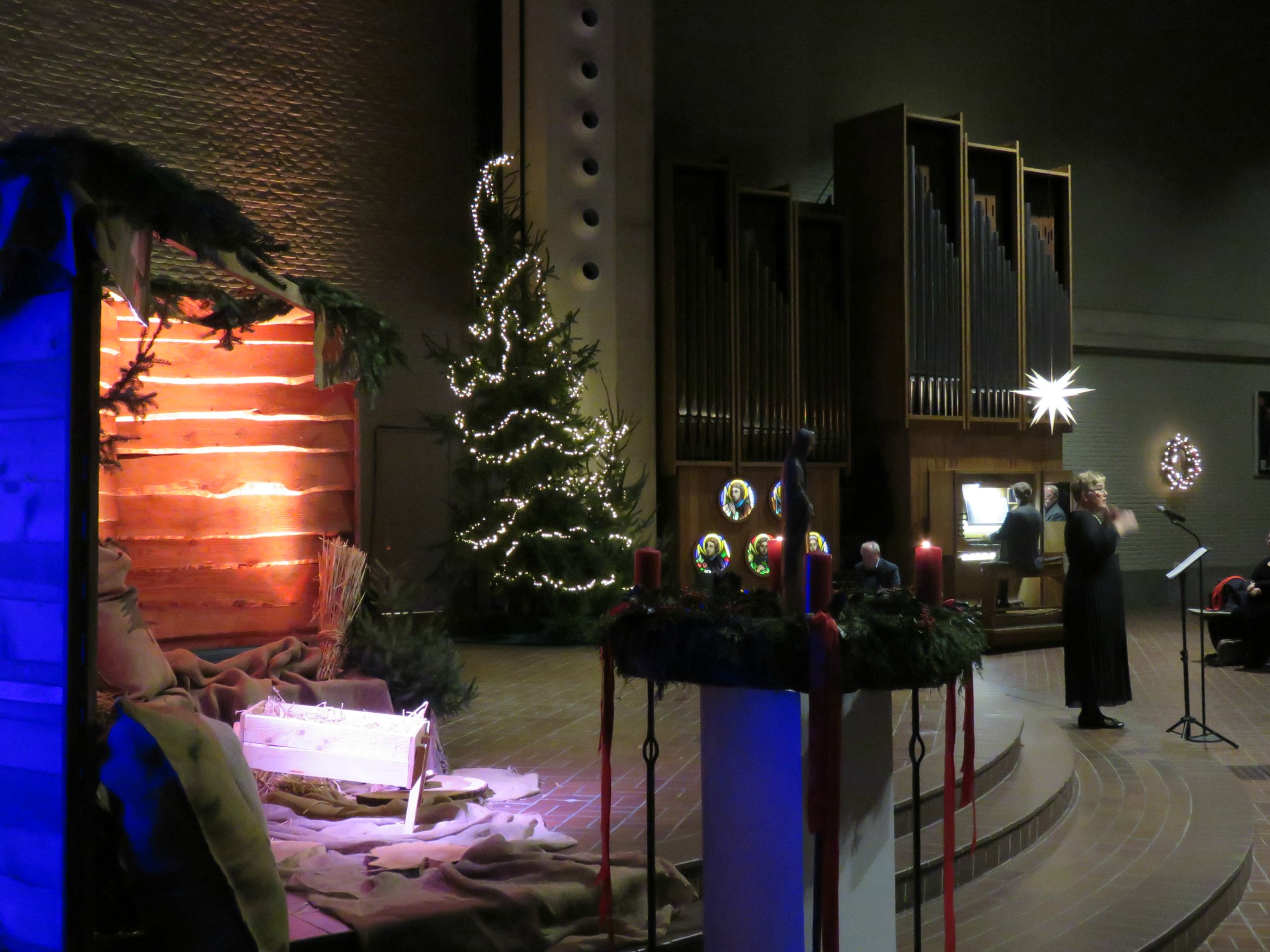 Meezing kerstconcert - Ortolaan - Klankjorum - Sint-Annakoor - Joannes Thuy - Myriam Baert - Sint-Anna-ten-Drieënkerk, Antwerpen Linkeroever
